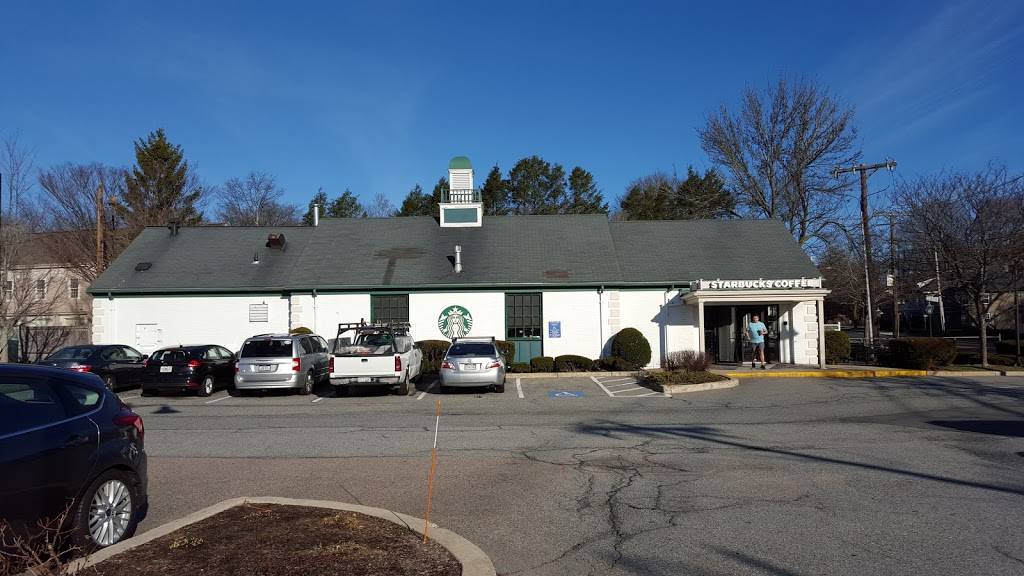 Starbucks | cafe | 60 Bedford St, Lexington, MA 02420, USA | 7818631189 OR +1 781-863-1189
