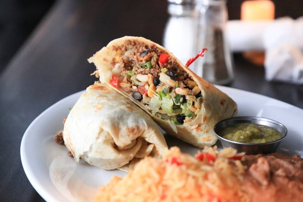 Sahms Ale House Village of WestClay | restaurant | 12819 E New Market St, Carmel, IN 46032, USA | 3178536278 OR +1 317-853-6278