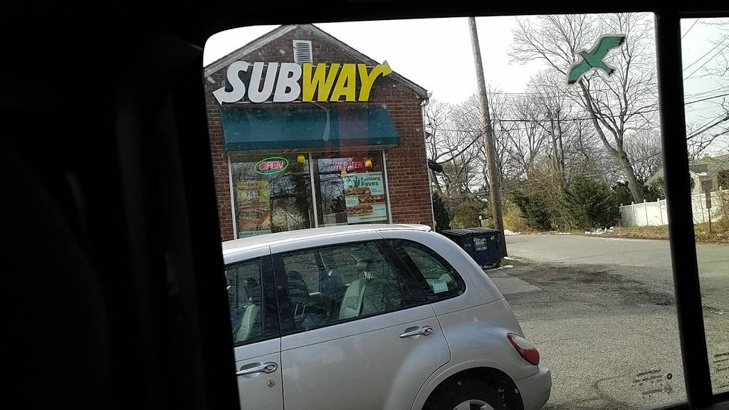 Subway Restaurants | restaurant | 1185 Willis Ave, Albertson, NY 11507, USA | 5164842374 OR +1 516-484-2374