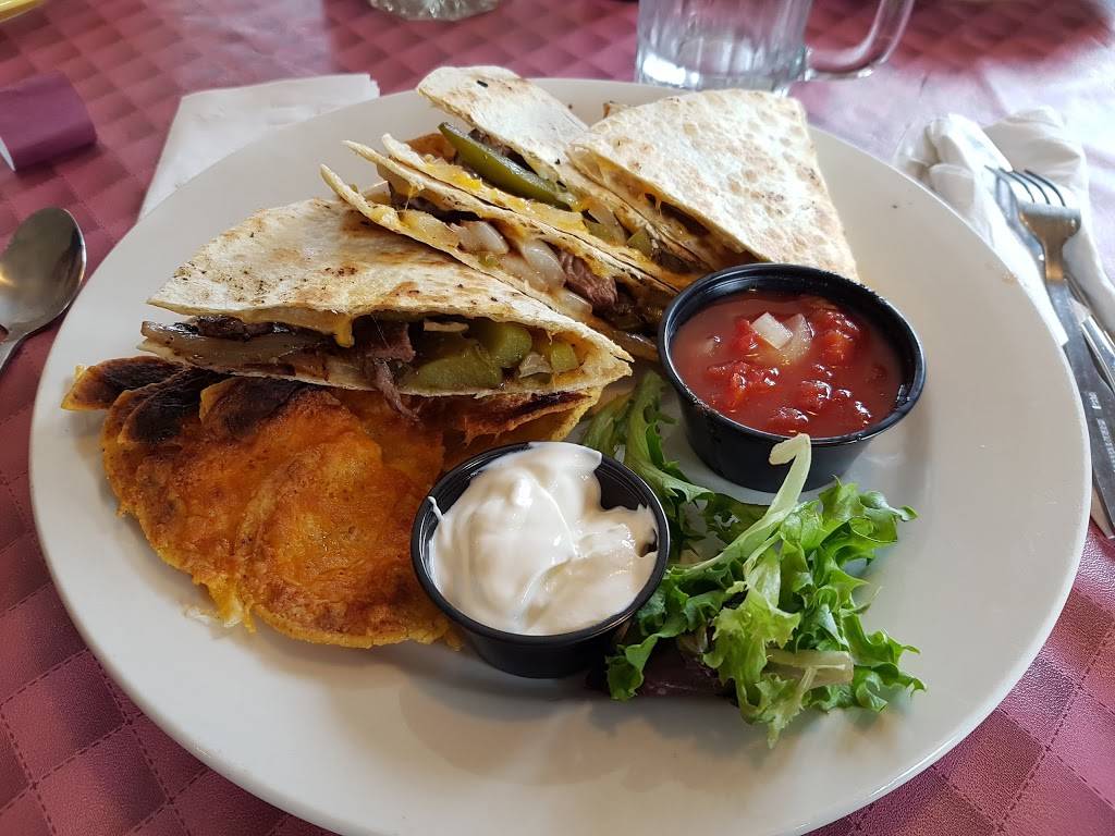 Dutch Treat - Sports Bar - Pizza - Burgers | restaurant | 317 Main St, Franconia, NH 03580, USA | 6038238851 OR +1 603-823-8851