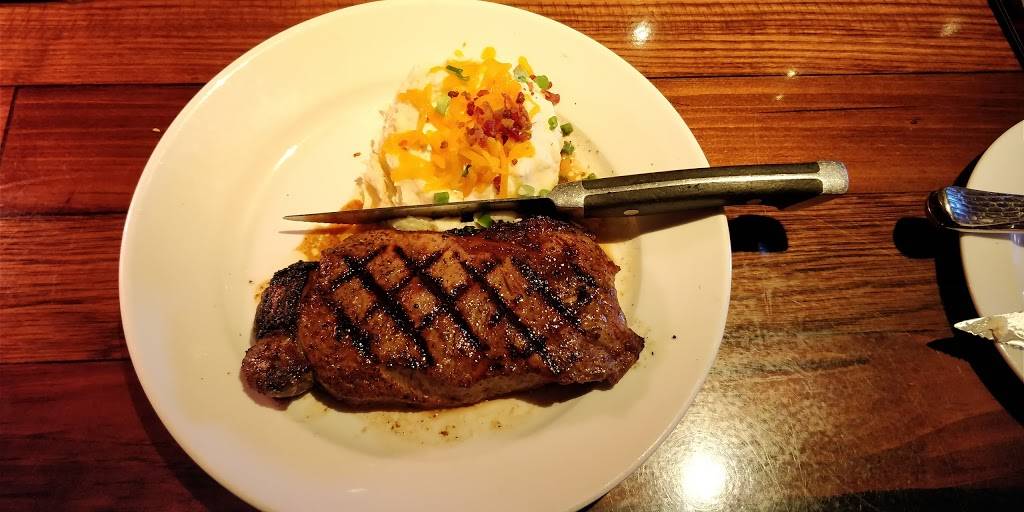 LongHorn Steakhouse | meal takeaway | 3118 Daniels Rd, Winter Garden, FL 34787, USA | 4076540272 OR +1 407-654-0272