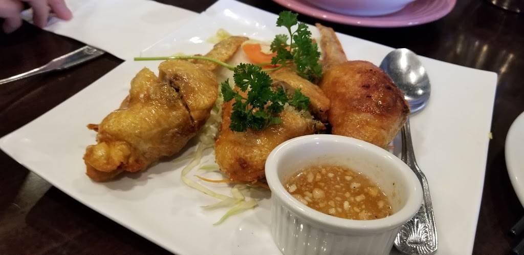 Phnom Penh House | restaurant | 1514 Webster St, Alameda, CA 94501, USA | 5108933825 OR +1 510-893-3825