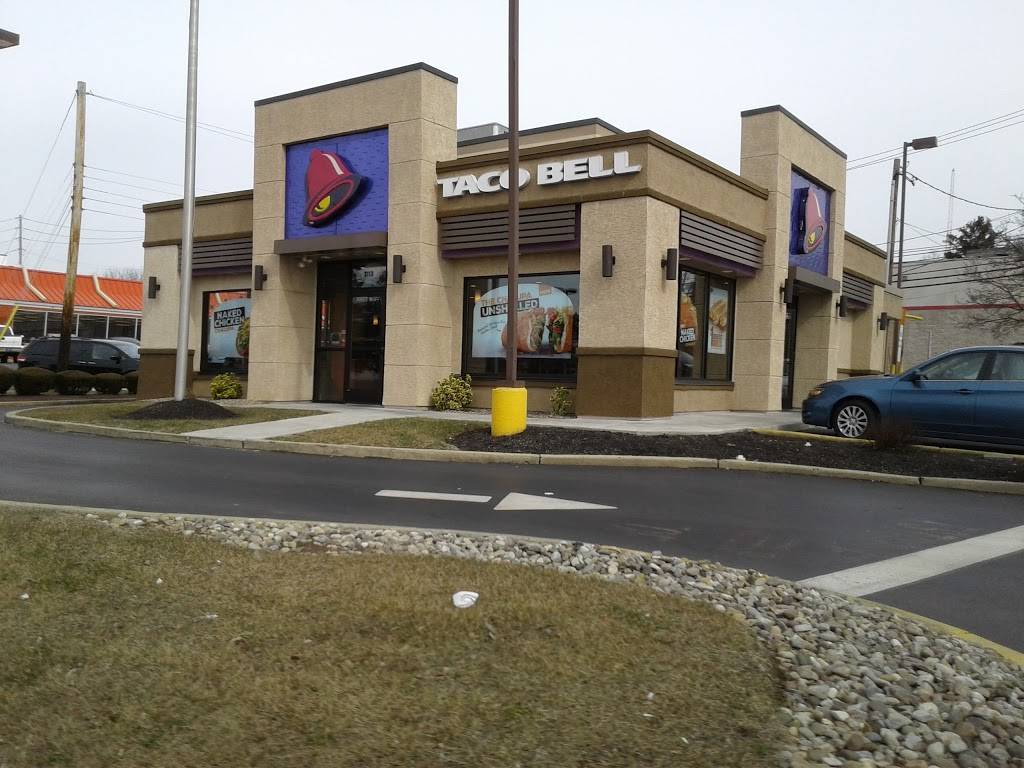 Taco Bell | meal takeaway | 2113 MacArthur Rd, Whitehall, PA 18052, USA | 6104370465 OR +1 610-437-0465
