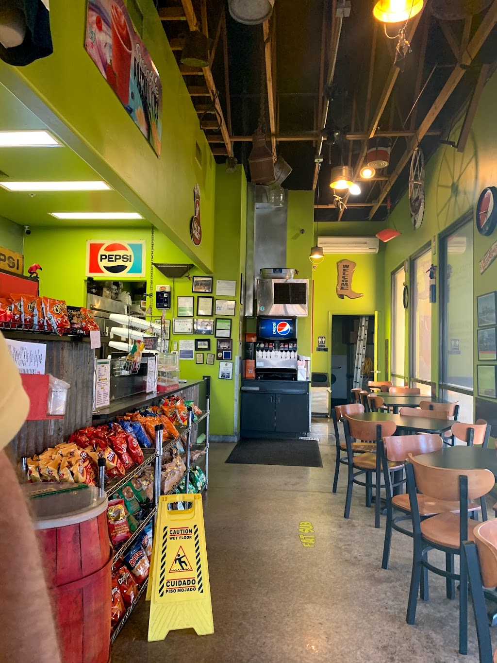 Fat Sub | restaurant | 91 London Bridge Rd, Lake Havasu City, AZ 86403, USA | 9286807001 OR +1 928-680-7001