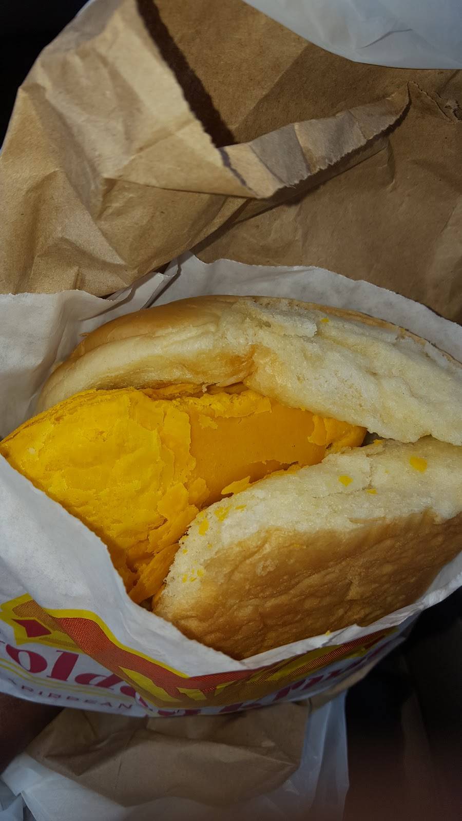 Golden Krust Caribbean Restaurant & Bakery | restaurant | 318 N Alafaya Trail, Orlando, FL 32828, USA | 4077454744 OR +1 407-745-4744