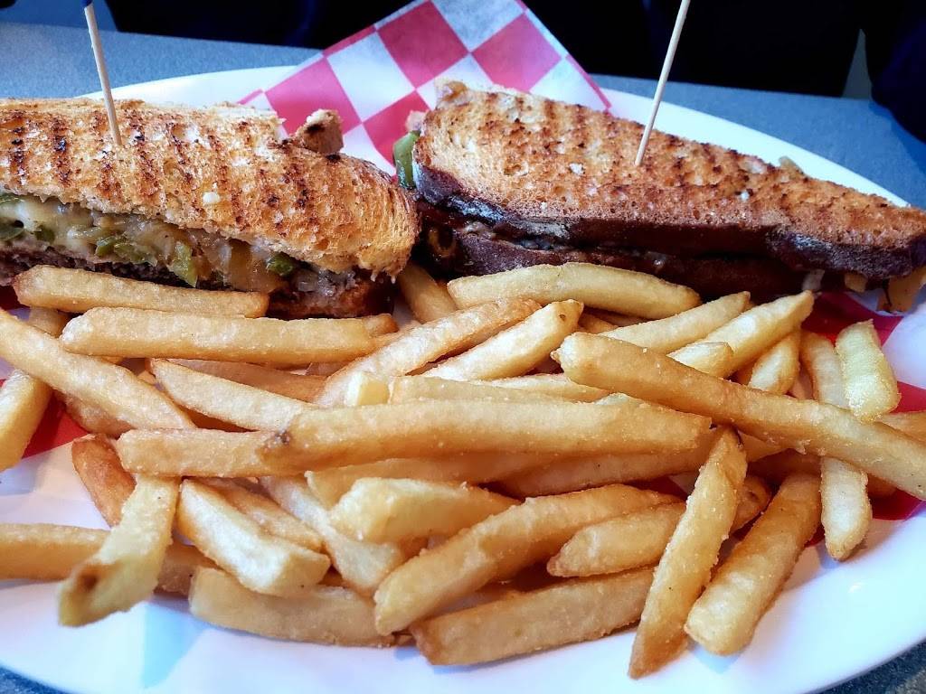 Mundos Cafe | restaurant | 240 Forest Ave, Amsterdam, NY 12010, USA | 5182122989 OR +1 518-212-2989