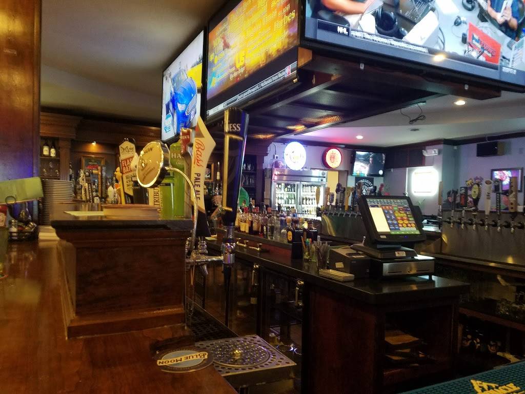 Rays Place Of Fairlawn | restaurant | 25 Ghent Rd, Fairlawn, OH 44333, USA | 3308352233 OR +1 330-835-2233