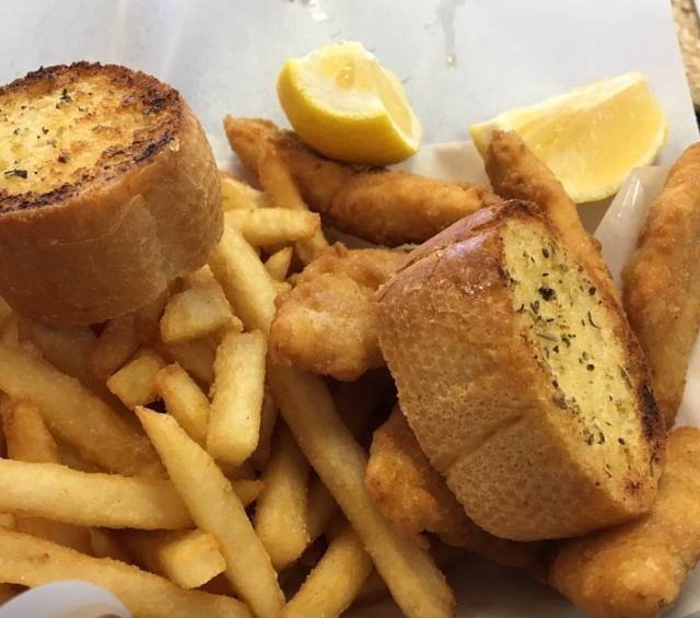 Shrimp Shack | restaurant | 6601 W Archer Ave, Chicago, IL 60638, USA | 7732290700 OR +1 773-229-0700