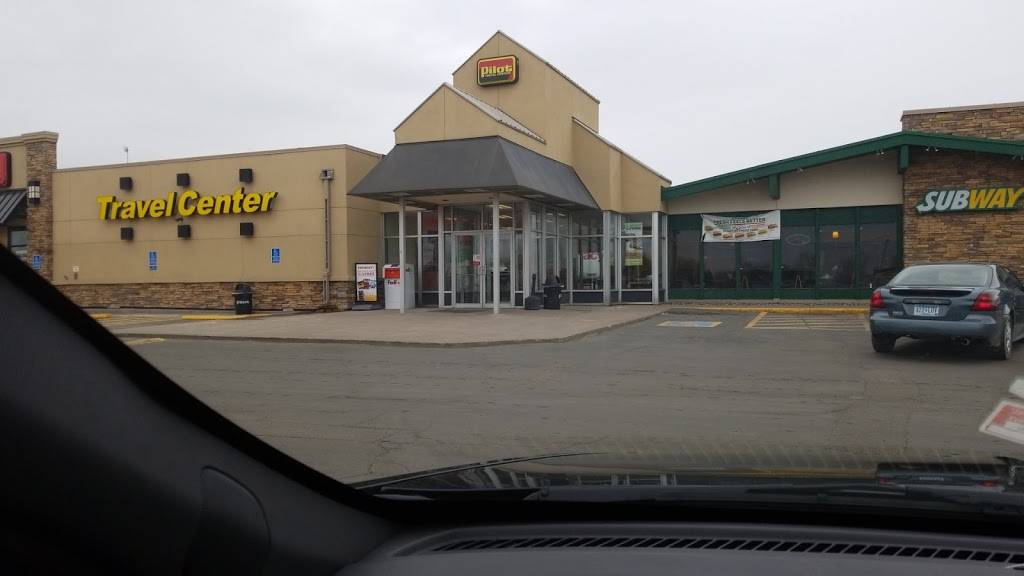 Pilot Travel Center | restaurant | 11650 Courthouse Blvd, Inver Grove Heights, MN 55077, USA | 6514383397 OR +1 651-438-3397