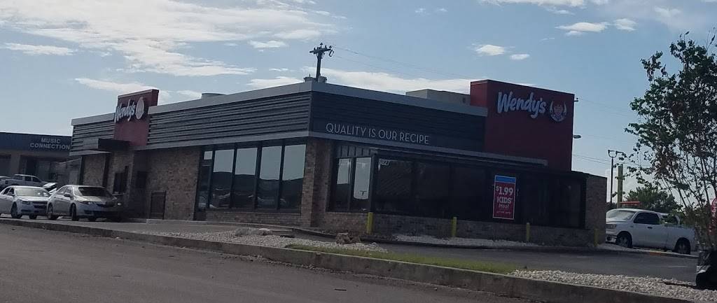 Wendys | restaurant | 6827 W Military Dr, San Antonio, TX 78227, USA | 2106748889 OR +1 210-674-8889