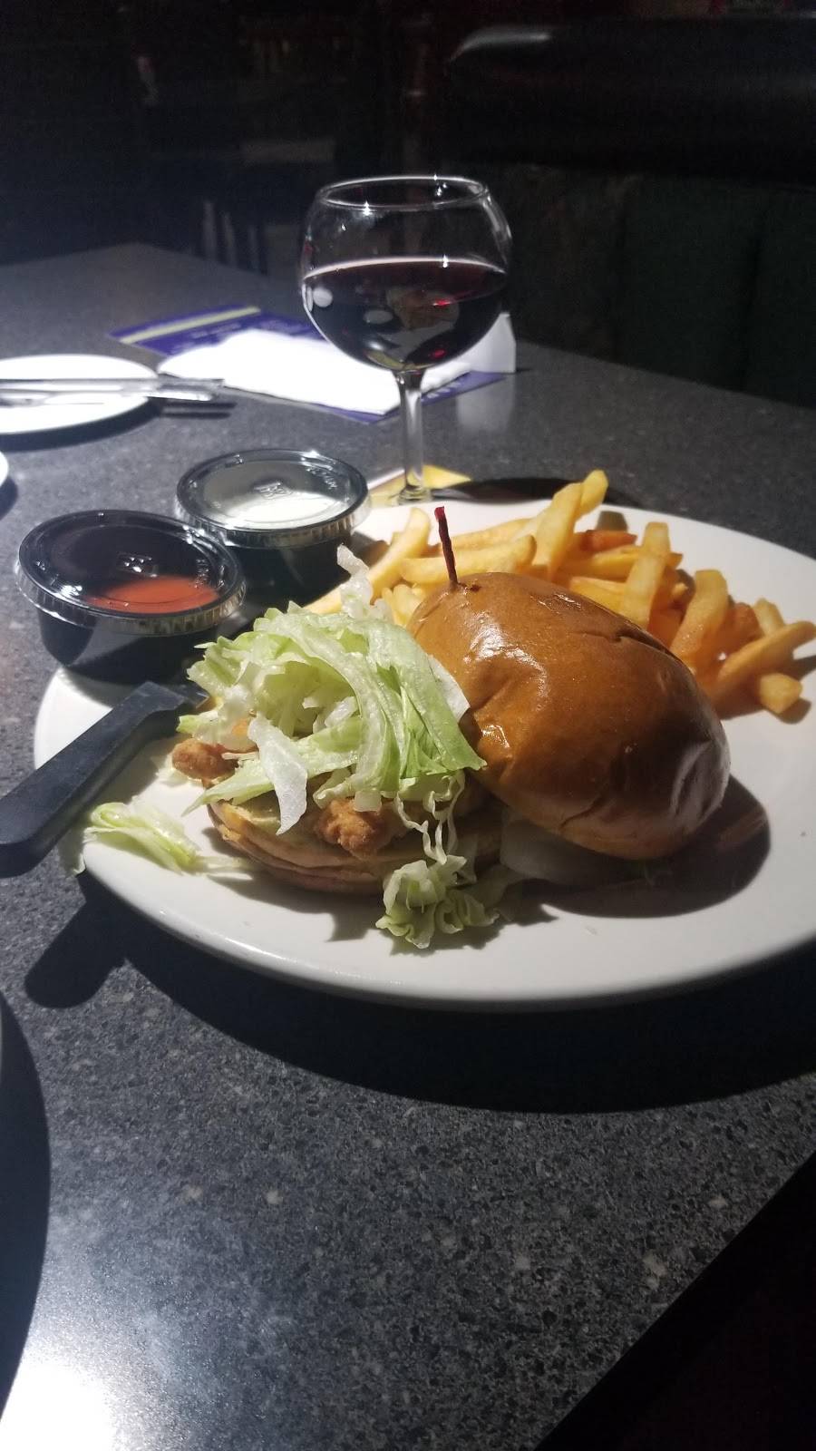 Charlies Down Under | restaurant | 1950 N Buffalo Dr, Las Vegas, NV 89128, USA | 7028045172 OR +1 702-804-5172