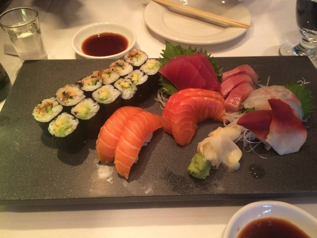 Restaurant Mikado Monkland | restaurant | 5515 Av de Monkland, Montréal, QC H4A 1C8, Canada | 5143693659 OR +1 514-369-3659