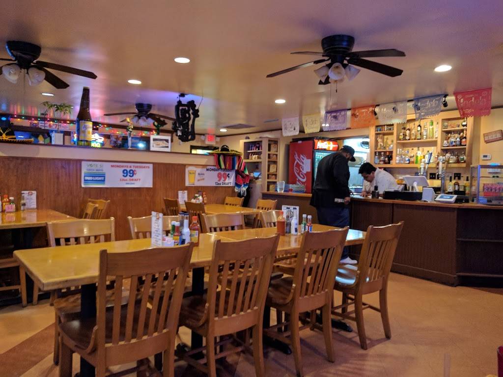 Don Betos Tacos | restaurant | 720 Ricks Rd, Selma, NC 27576, USA | 9192024566 OR +1 919-202-4566