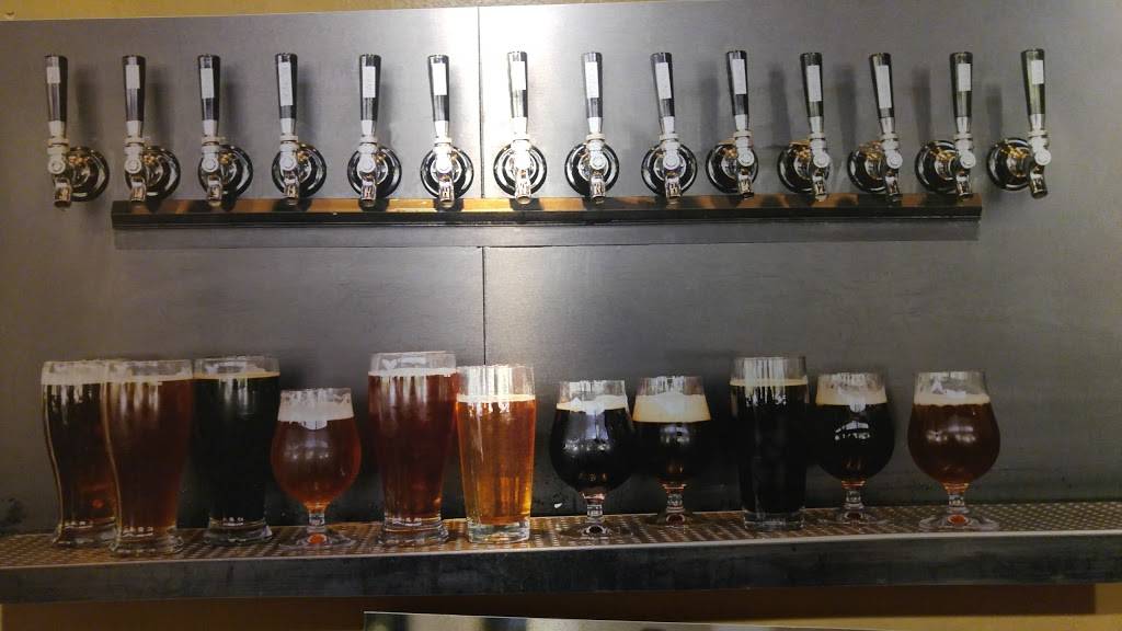 Dust Bowl Brewing Co. Downtown Taproom | restaurant | 200 W Main St, Turlock, CA 95380, USA | 2092502042 OR +1 209-250-2042