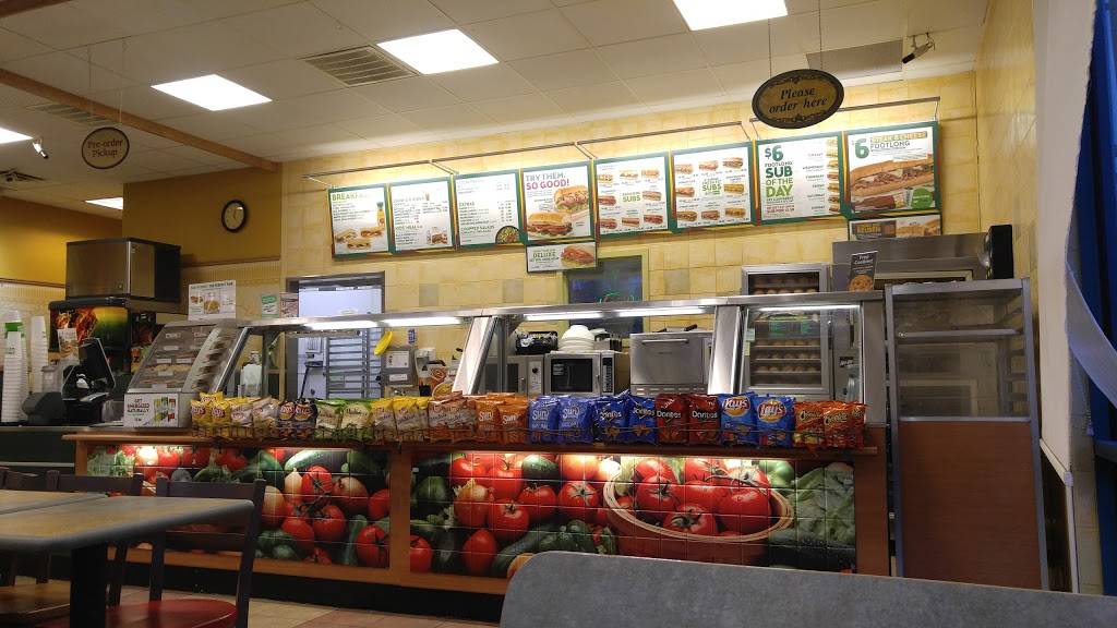 Subway | restaurant | 155 Lake Blvd E, Redding, CA 96003, USA | 5302450918 OR +1 530-245-0918