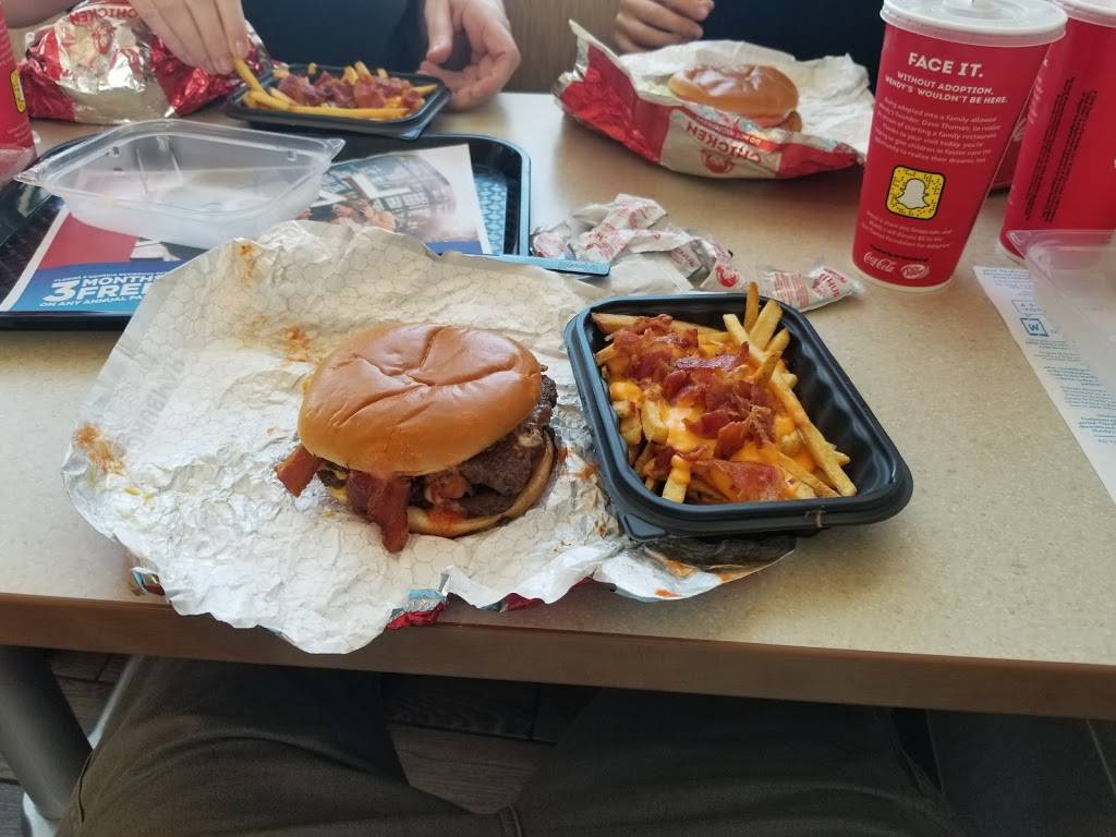 Wendys | restaurant | 950 N Wickham Rd, Melbourne, FL 32935, USA | 3213283387 OR +1 321-328-3387