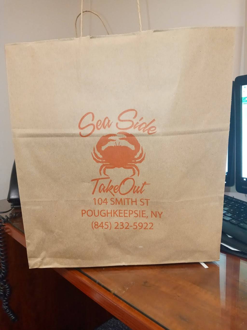 Seaside Take out | restaurant | 104 Smith St, Poughkeepsie, NY 12601, USA | 8452325922 OR +1 845-232-5922