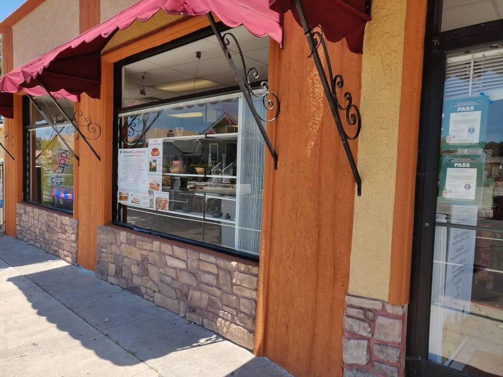 El Diferente Loncheria | restaurant | 1198 Vine St, San Jose, CA 95110, USA | 4082186578 OR +1 408-218-6578