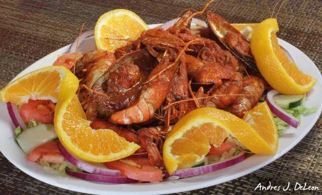 El Balcon Restaurant y Mariscos | restaurant | 291 N Bolingbrook Dr, Bolingbrook, IL 60440, USA | 6307710804 OR +1 630-771-0804