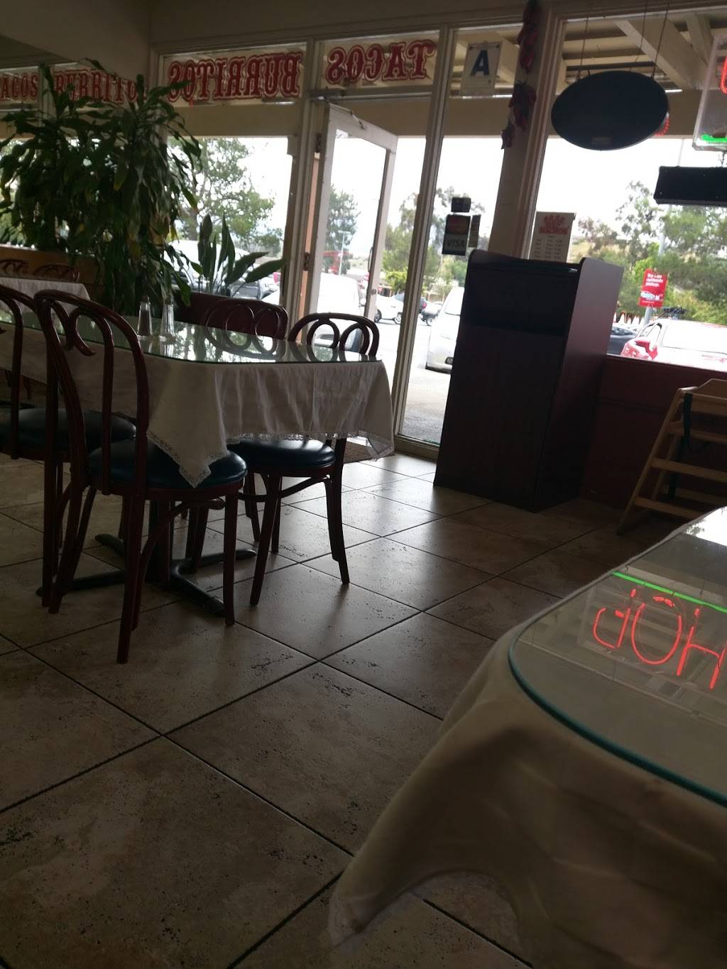 Machos Taco Shop | restaurant | 3757 Avocado Blvd, La Mesa, CA 91941, USA | 6196700402 OR +1 619-670-0402