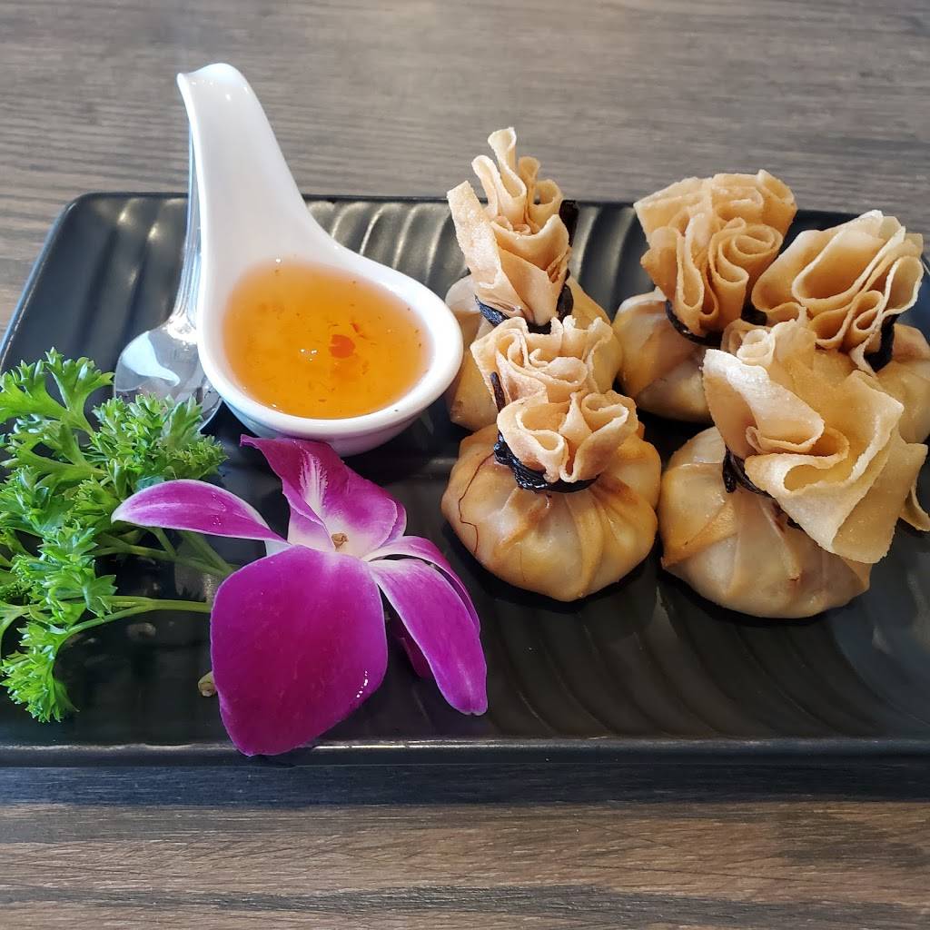 Check In Thai Cuisine | restaurant | 321B W Grove St, Middleborough, MA 02346, USA | 7744194968 OR +1 774-419-4968