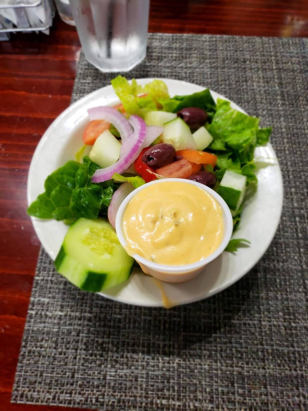 Burlews Seafood and Steak | restaurant | 59 W Front St, Keyport, NJ 07735, USA | 7324970500 OR +1 732-497-0500