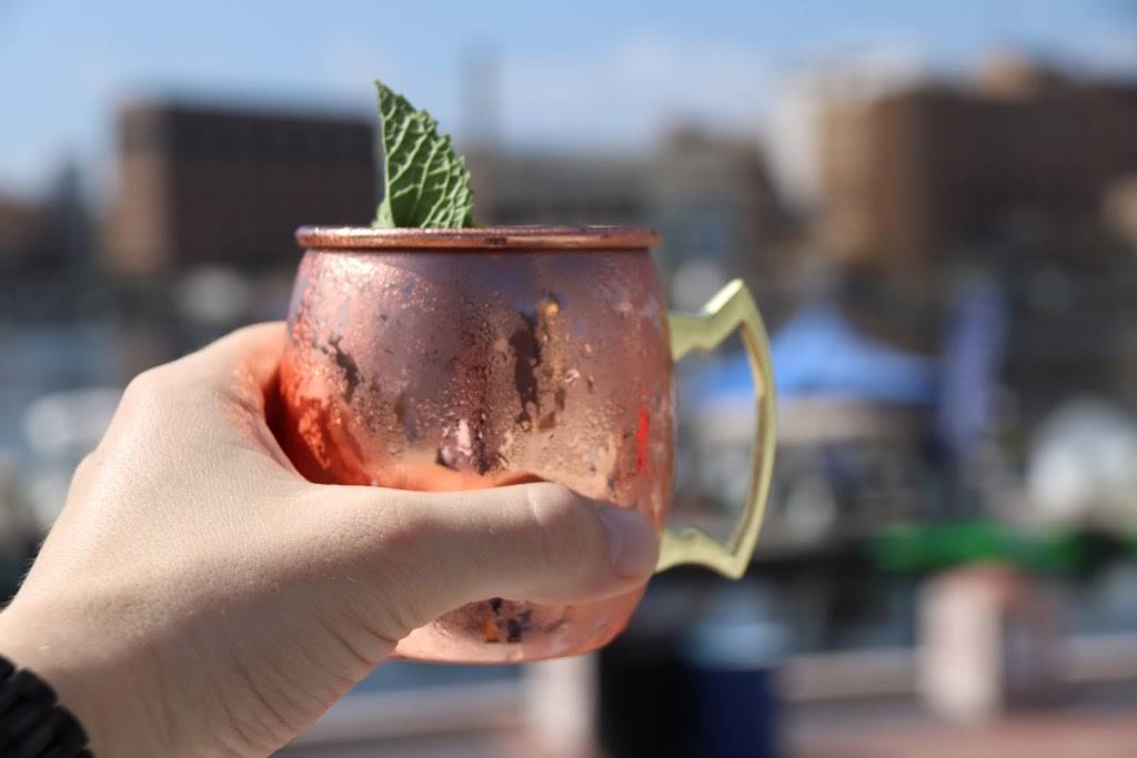 Big Ray’s Fish Camp Riverwalk | restaurant | 333 S Franklin St, Tampa, FL 33602, USA | 8132747778 OR +1 813-274-7778