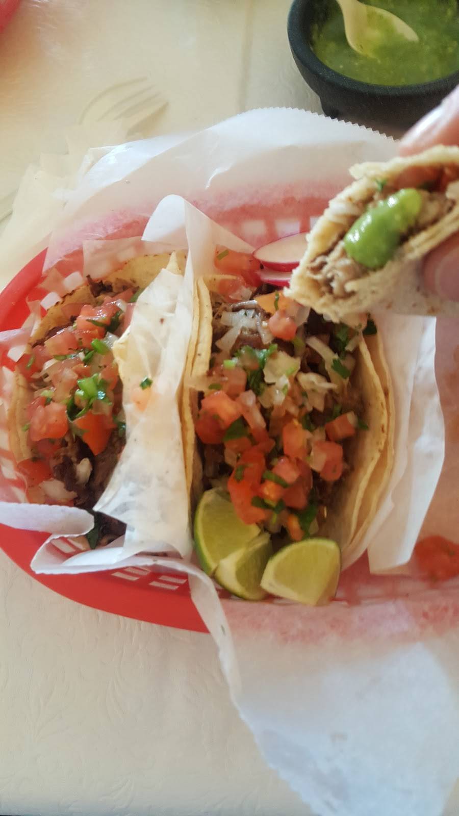 Taqueria Guadalajara | restaurant | 125 Healdsburg Ave, Healdsburg, CA 95448, USA | 7074331052 OR +1 707-433-1052