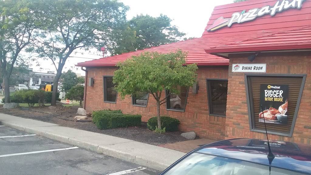 Pizza Hut | restaurant | 1008 N Court St, Medina, OH 44256, USA | 3307237233 OR +1 330-723-7233