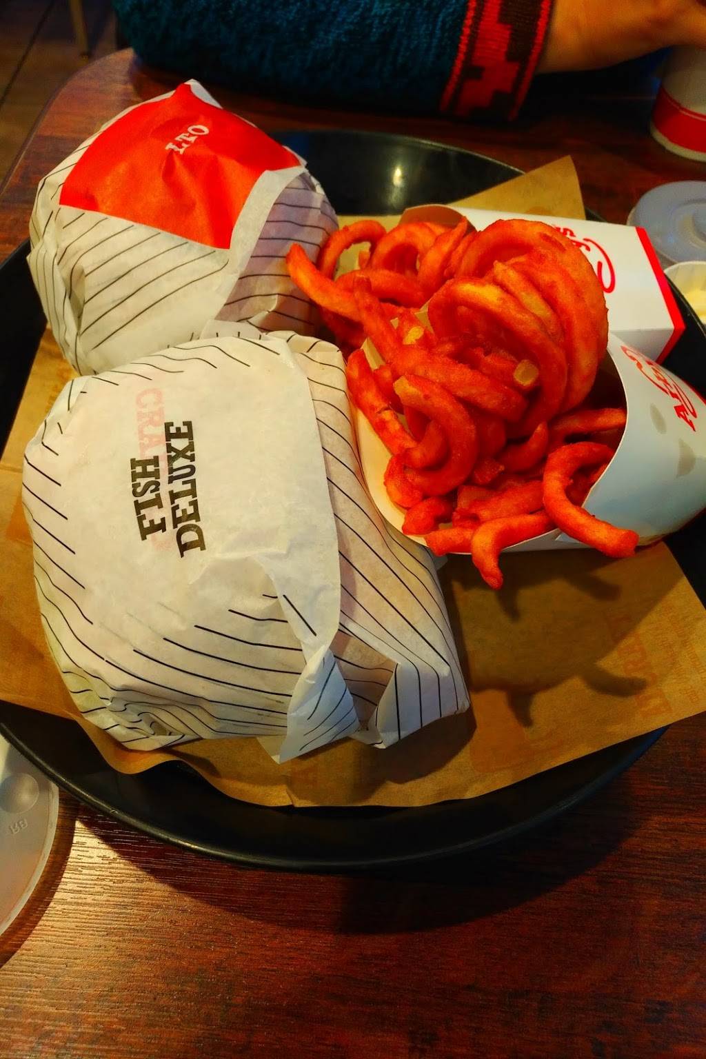 Arbys | restaurant | 4444 Us-Business 220, Bedford, PA 15522, USA | 8146230047 OR +1 814-623-0047