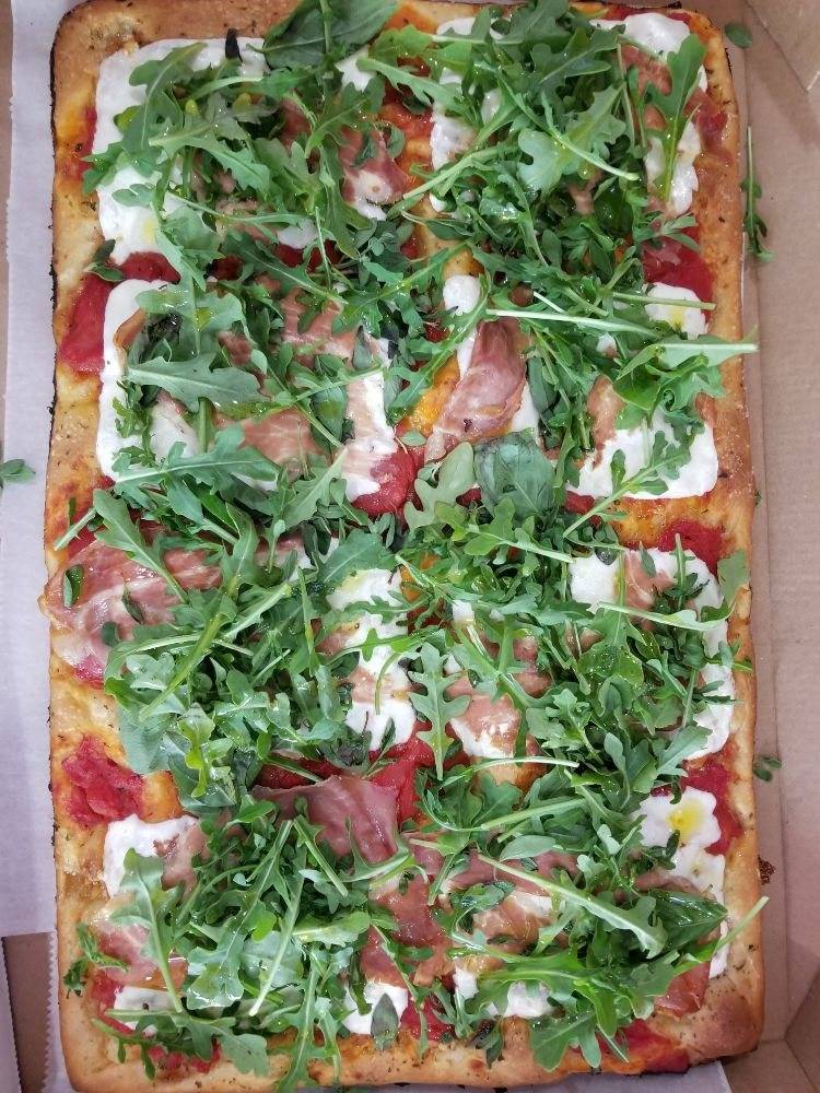 Grandmas Margherita Pizza & Pasta | restaurant | 3750 Broadway #2, New York, NY 10032, USA | 2123685133 OR +1 212-368-5133