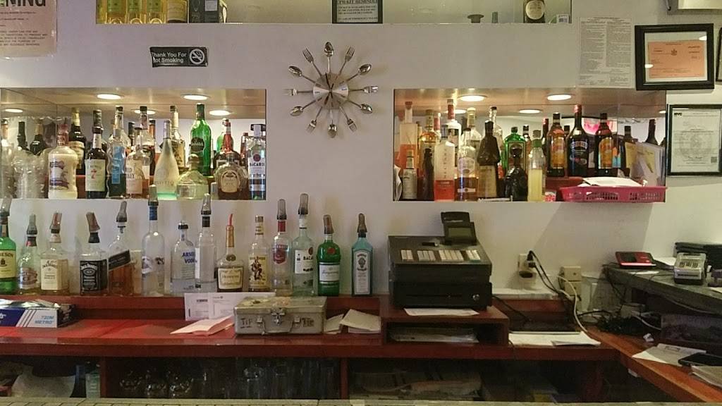 Santoor Grill | restaurant | 25705 Union Tpke, Queens, NY 11004, USA | 7183433939 OR +1 718-343-3939