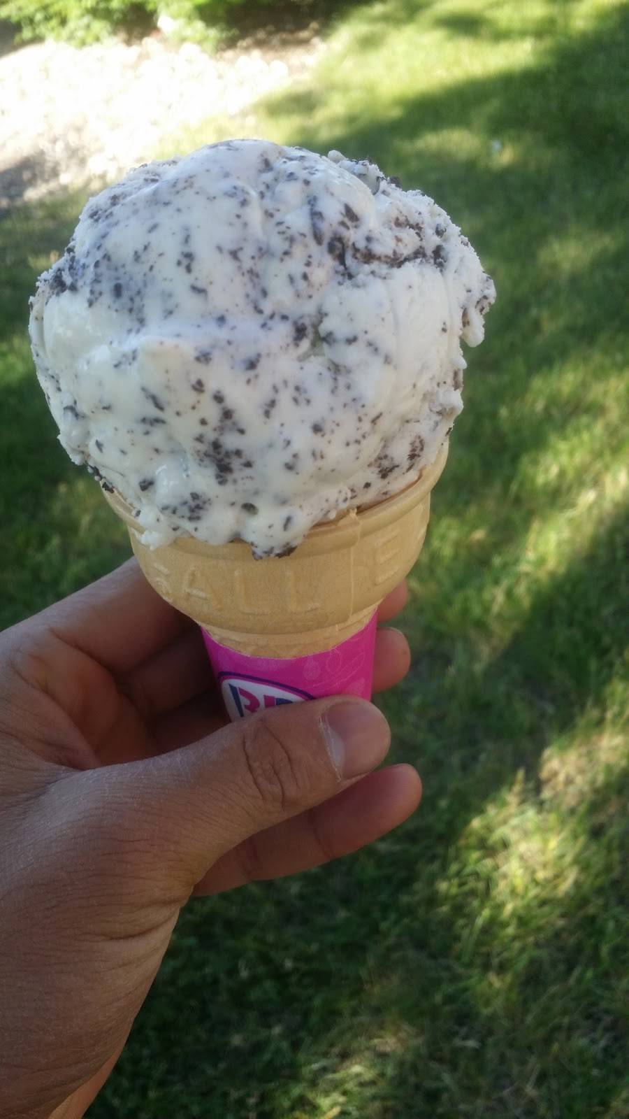 Dunkin Donuts | cafe | 7578 N Western Ave, Chicago, IL 60645, USA | 7732747800 OR +1 773-274-7800