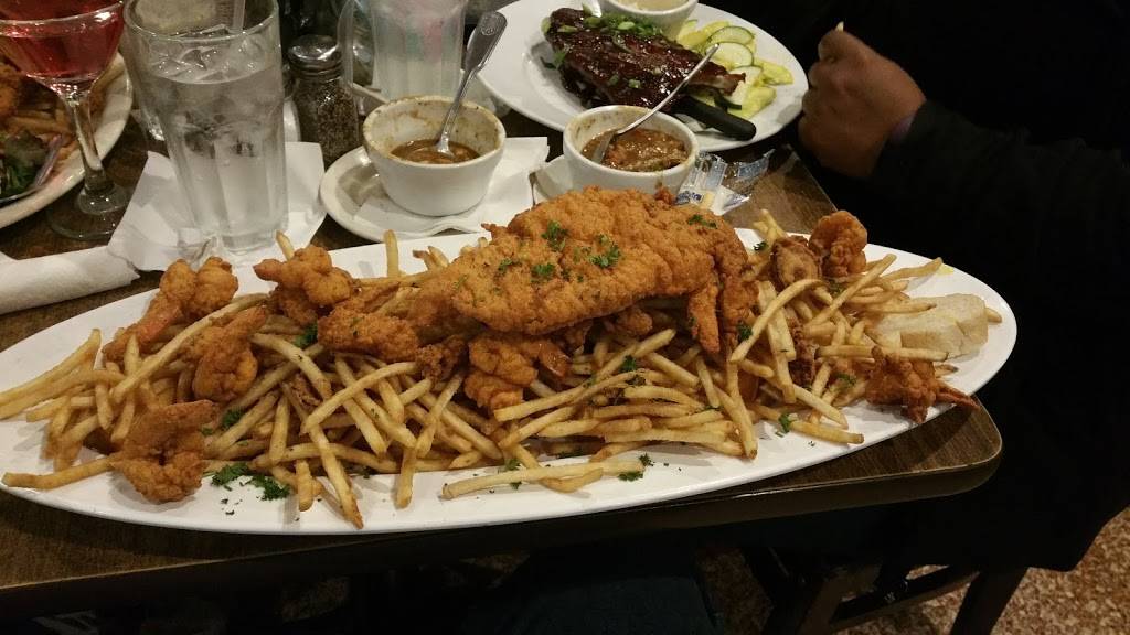 Katies | restaurant | 3701 Iberville St, New Orleans, LA 70119, USA | 5044886582 OR +1 504-488-6582