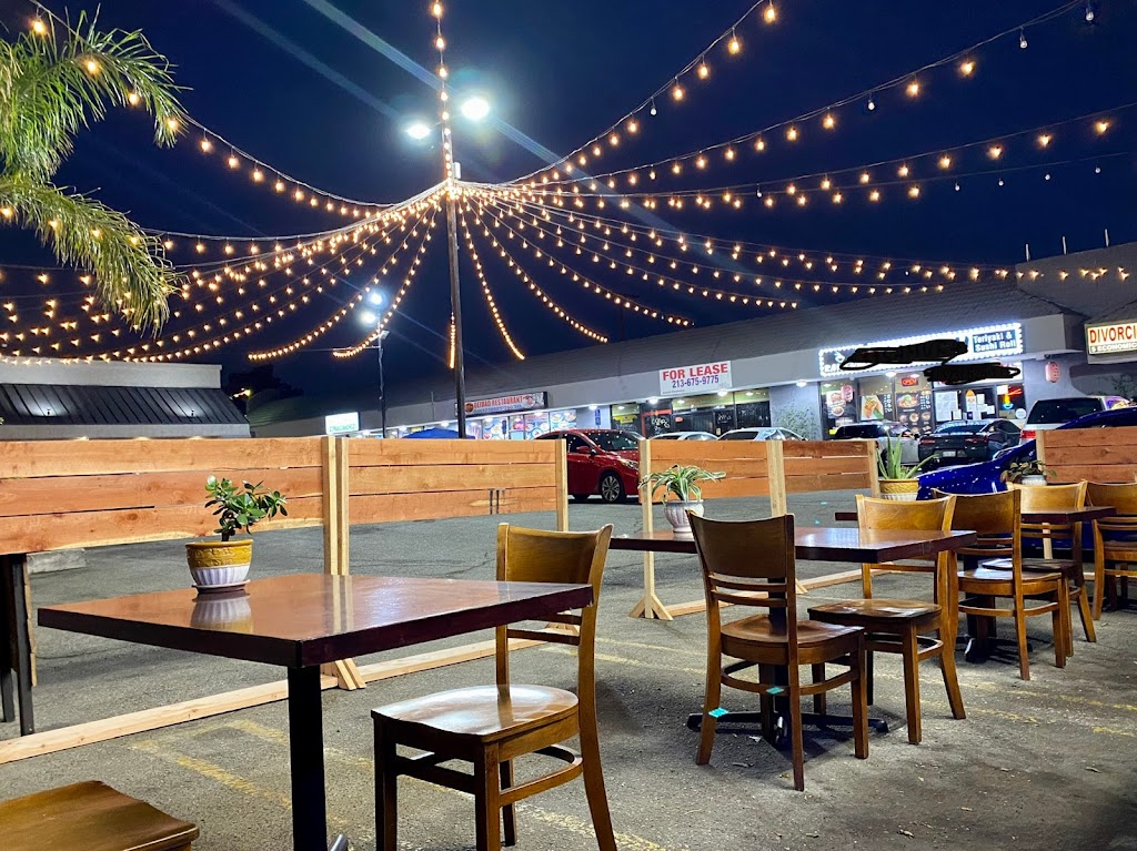 Mama Ds African Cuisine | restaurant | 1240 S Soto St, Los Angeles, CA 90023, USA | 5622699818 OR +1 562-269-9818