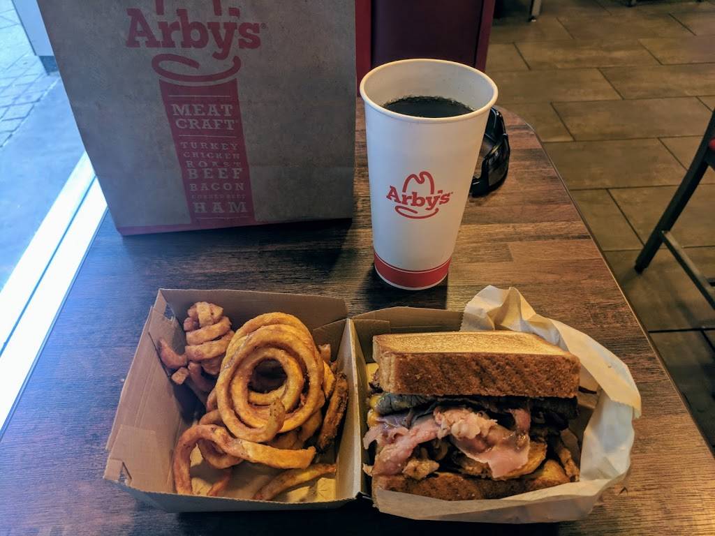 Arbys | restaurant | 34 Peachtree St, Retail 1, Atlanta, GA 30303, USA | 4048933366 OR +1 404-893-3366