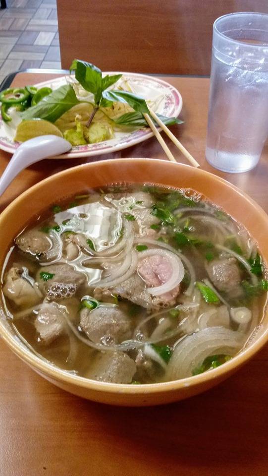 Karen Thai Food | restaurant | 300 Larpenteur Ave E, St Paul, MN 55117, USA | 6517712078 OR +1 651-771-2078