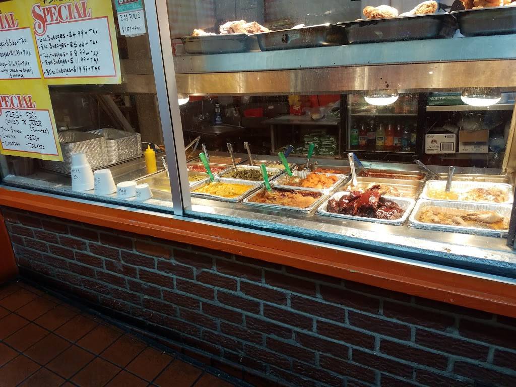 Sams Fast Food | restaurant | 2101 W Broadway, Louisville, KY 40211, USA | 5027081461 OR +1 502-708-1461