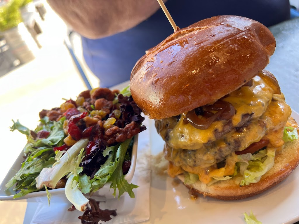 Crafted Tap House + Kitchen | restaurant | 523 Sherman Ave, Coeur dAlene, ID 83814, USA | 2082924813 OR +1 208-292-4813