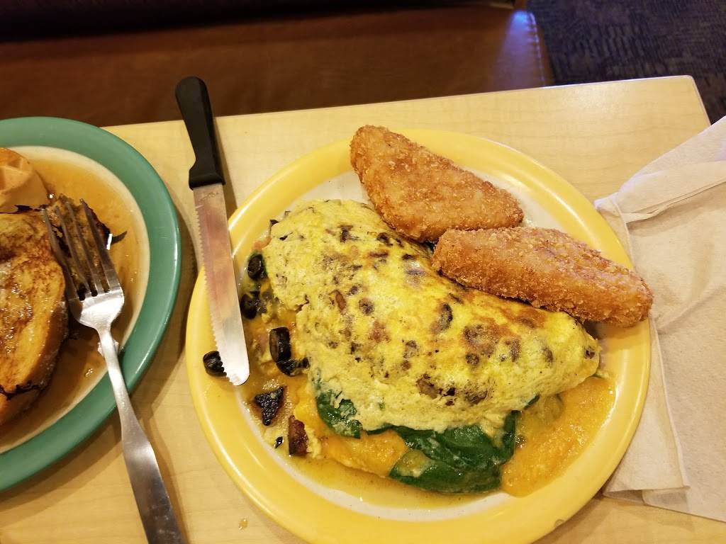 HomeTown Buffet | restaurant | 3744 N Blackstone Ave, Fresno, CA 93726, USA | 5592210444 OR +1 559-221-0444