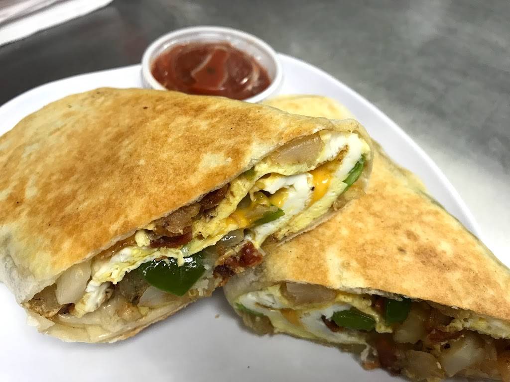 Lolas Cafe | restaurant | 9239, 739 North Dr suite g, Melbourne, FL 32934, USA | 3212545678 OR +1 321-254-5678