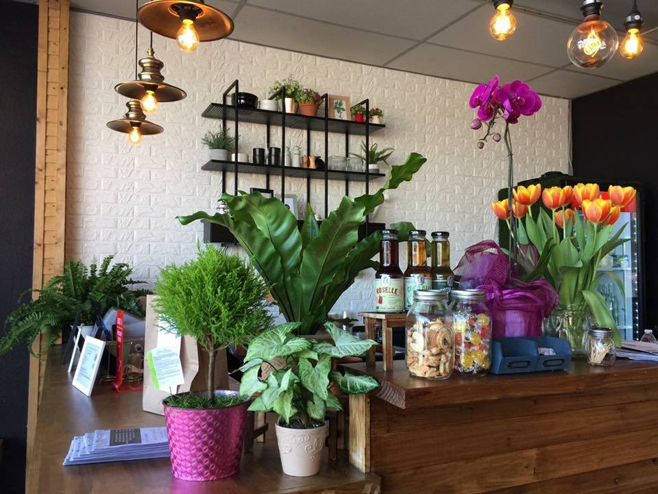 Hidden Garden | restaurant | 4903 Sepulveda Blvd, Culver City, CA 90230, USA | 4248354414 OR +1 424-835-4414