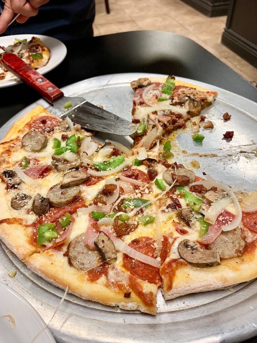 Pinas Pizza | meal delivery | Pine Lake Shopping Center, 12041 SW 117th Ave, Miami, FL 33176, USA | 3052543333 OR +1 305-254-3333