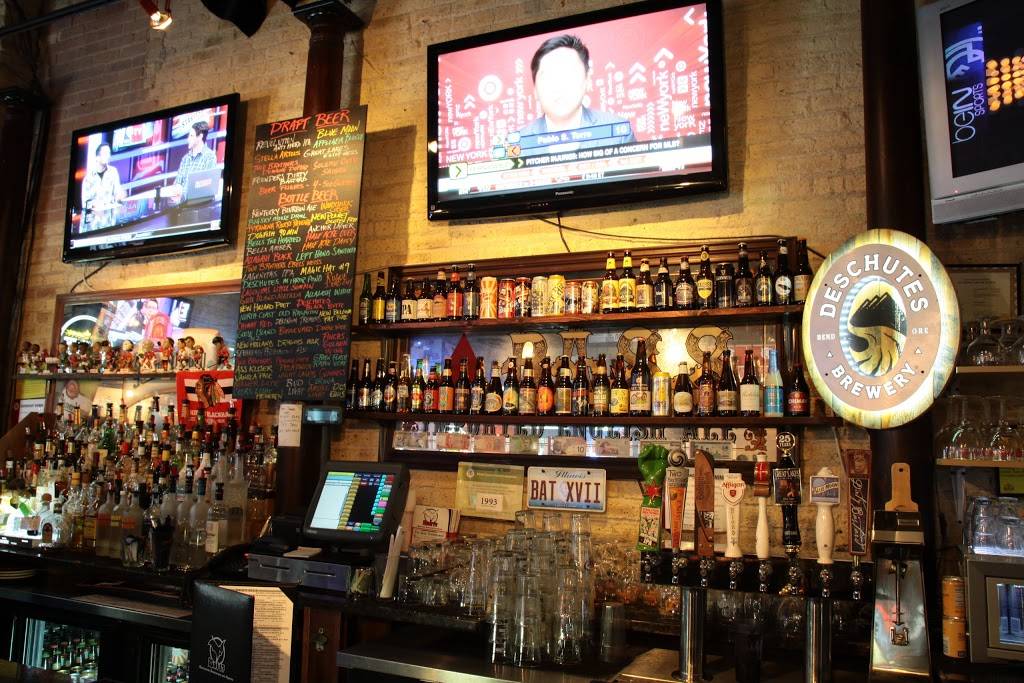 Bat 17 | meal takeaway | 1709 Benson Ave, Evanston, IL 60201, USA | 8477337117 OR +1 847-733-7117