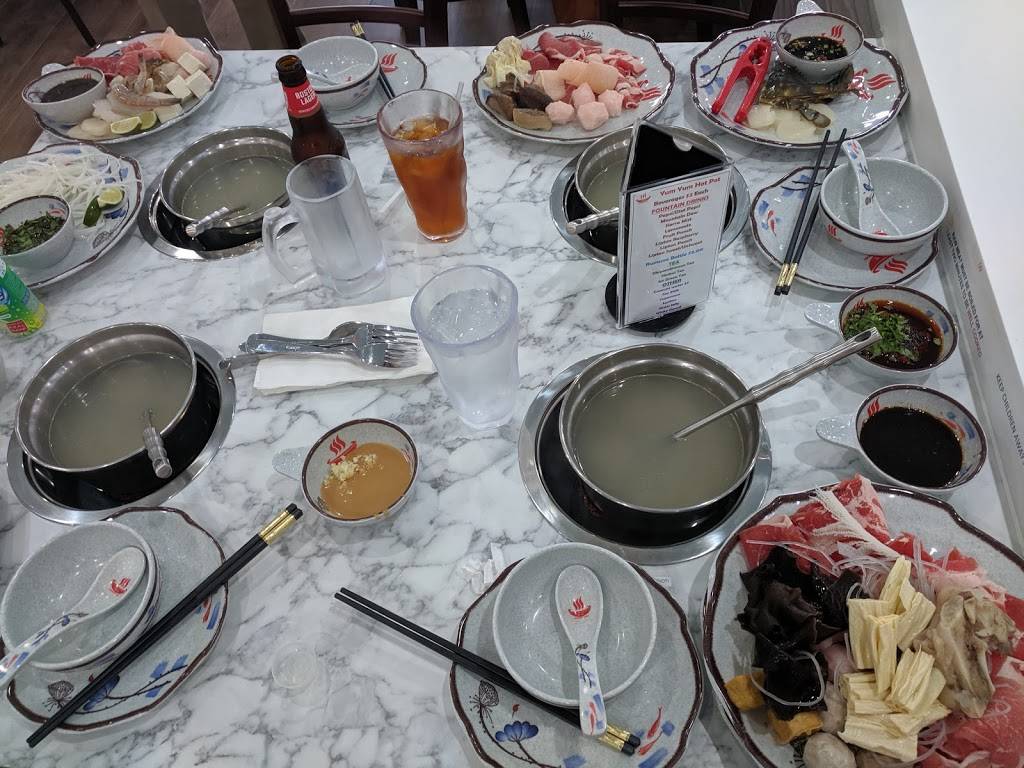 Yum Yum Hot Pot | restaurant | 10063 S Federal Hwy, Port St. Lucie, FL 34952, USA | 7727772888 OR +1 772-777-2888