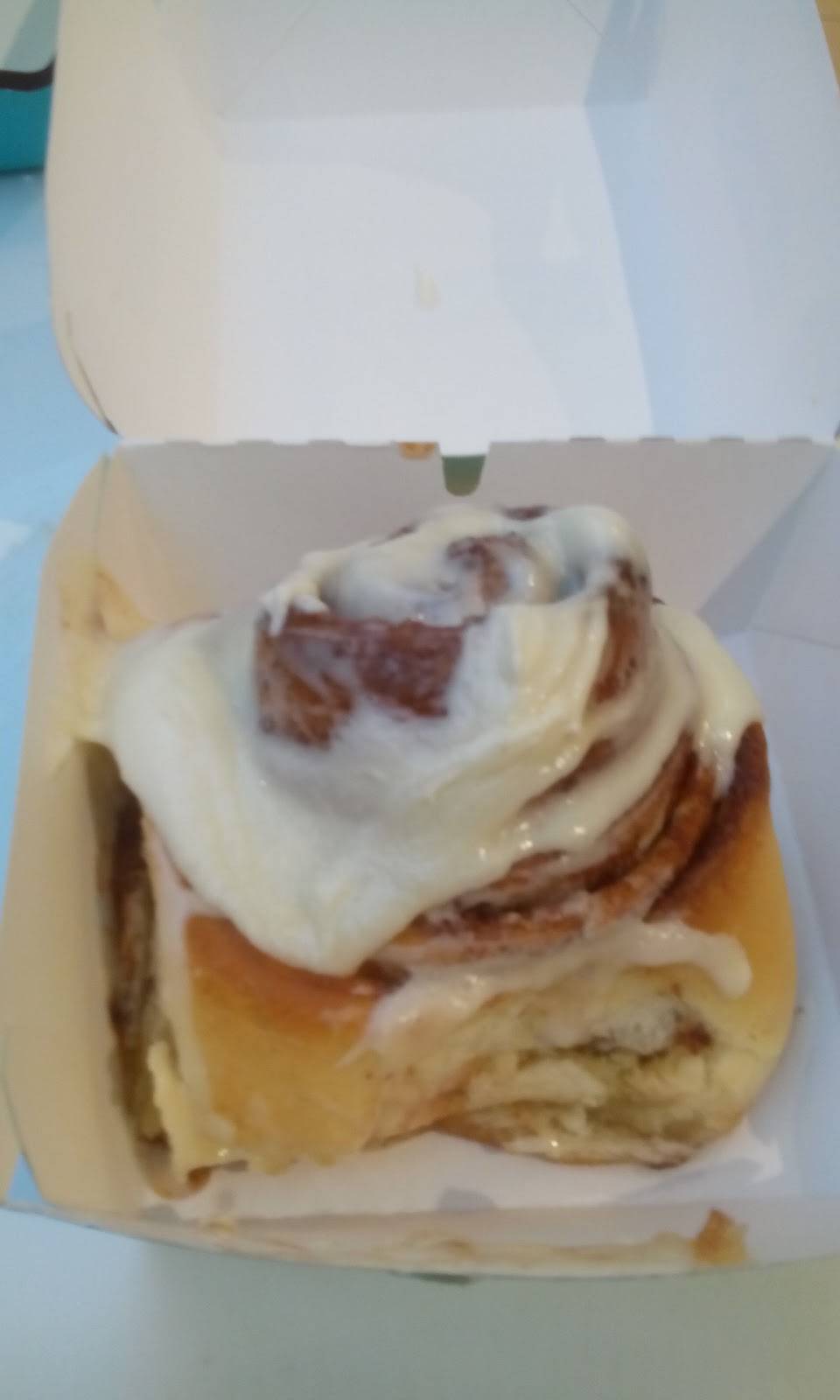 KFC | meal delivery | 100 City Centre Dr, Mississauga, ON L5B 2C9, Canada | 9052764222 OR +1 905-276-4222