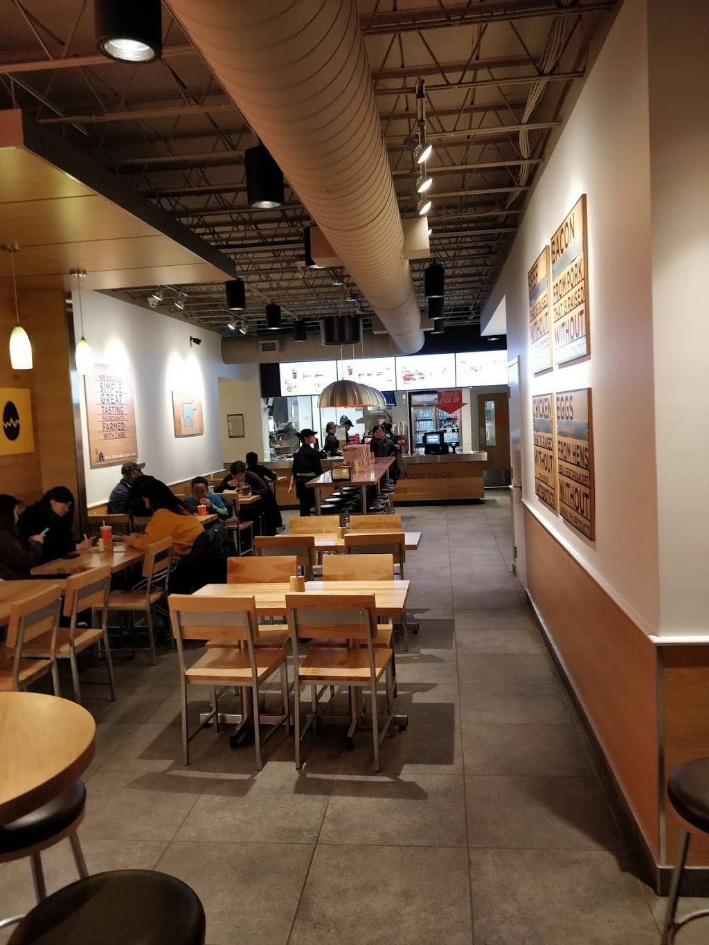 A&W Canada | restaurant | 3318 Keele St, North York, ON M3M 2H7, Canada | 4165469666 OR +1 416-546-9666