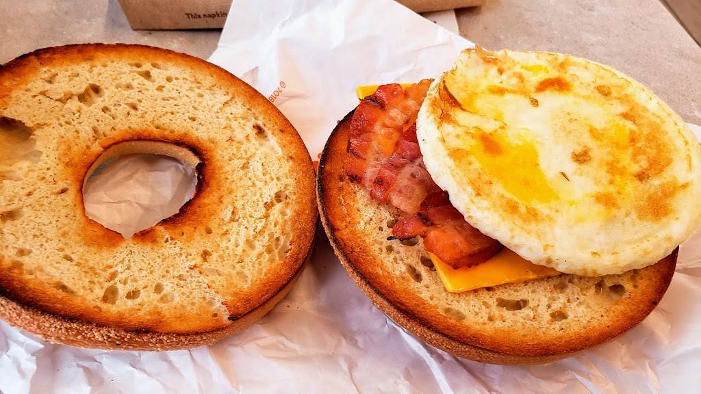 Dunkin | bakery | 6401 E NW Hwy, Dallas, TX 75231, USA | 2149871704 OR +1 214-987-1704