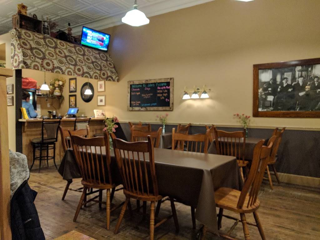 Johns Pizzaria | restaurant | 221 N Franklin St, Port Washington, WI 53074, USA | 2622845581 OR +1 262-284-5581