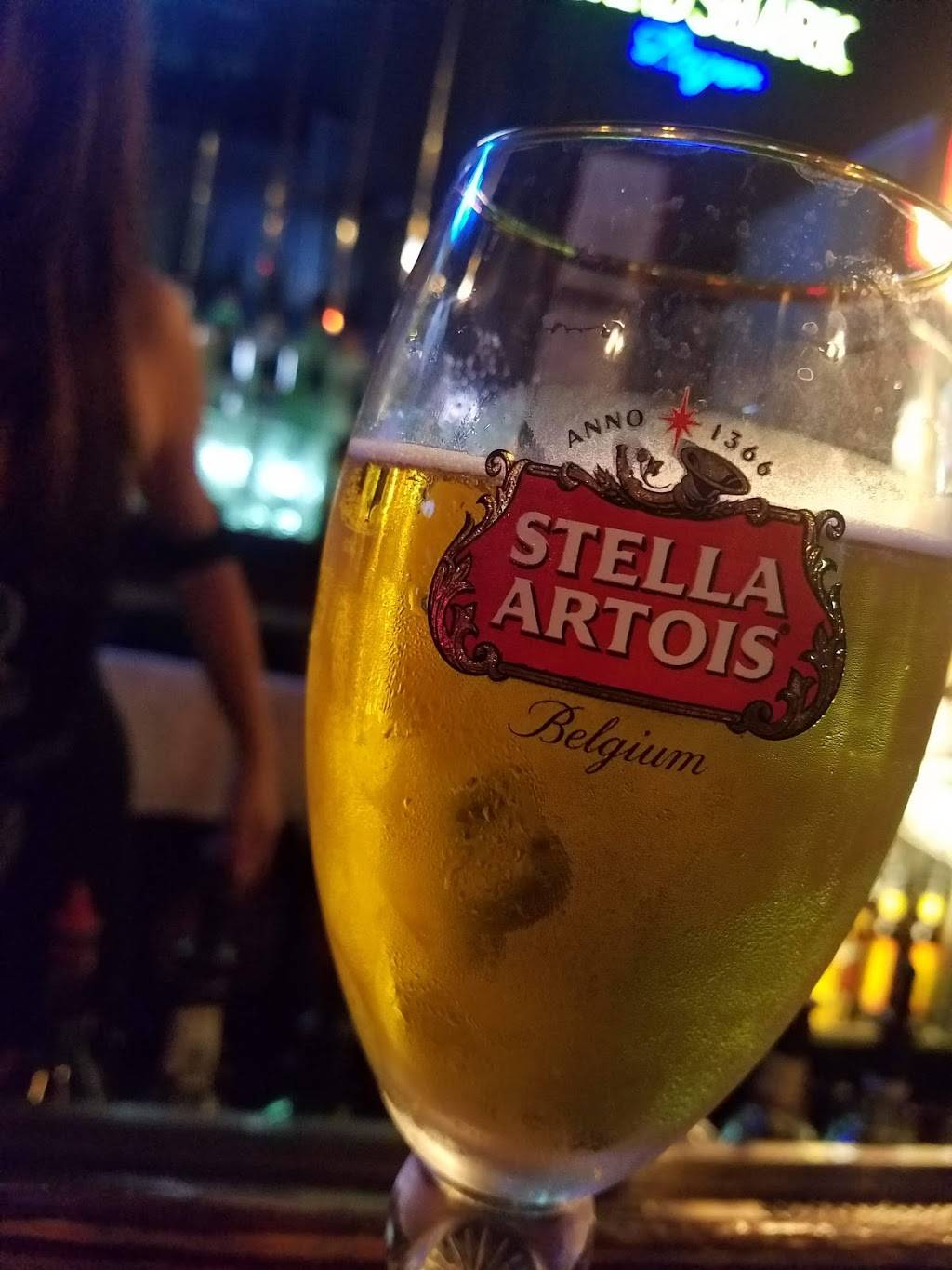 Sneakys Sports Bar & Grill | restaurant | 7500 Ulmerton Rd # 31, Largo, FL 33771, USA | 7275369000 OR +1 727-536-9000